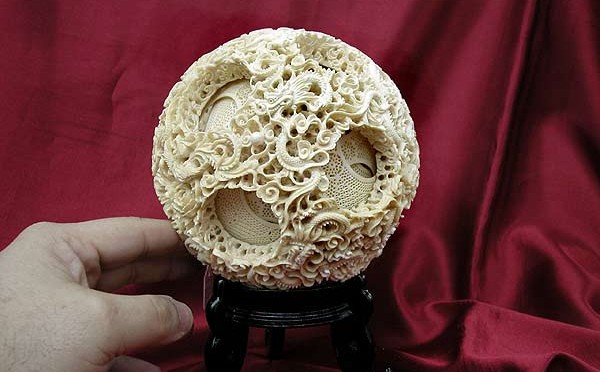 Шар в шаре – удивительное мастерство китайских резчиков по кости